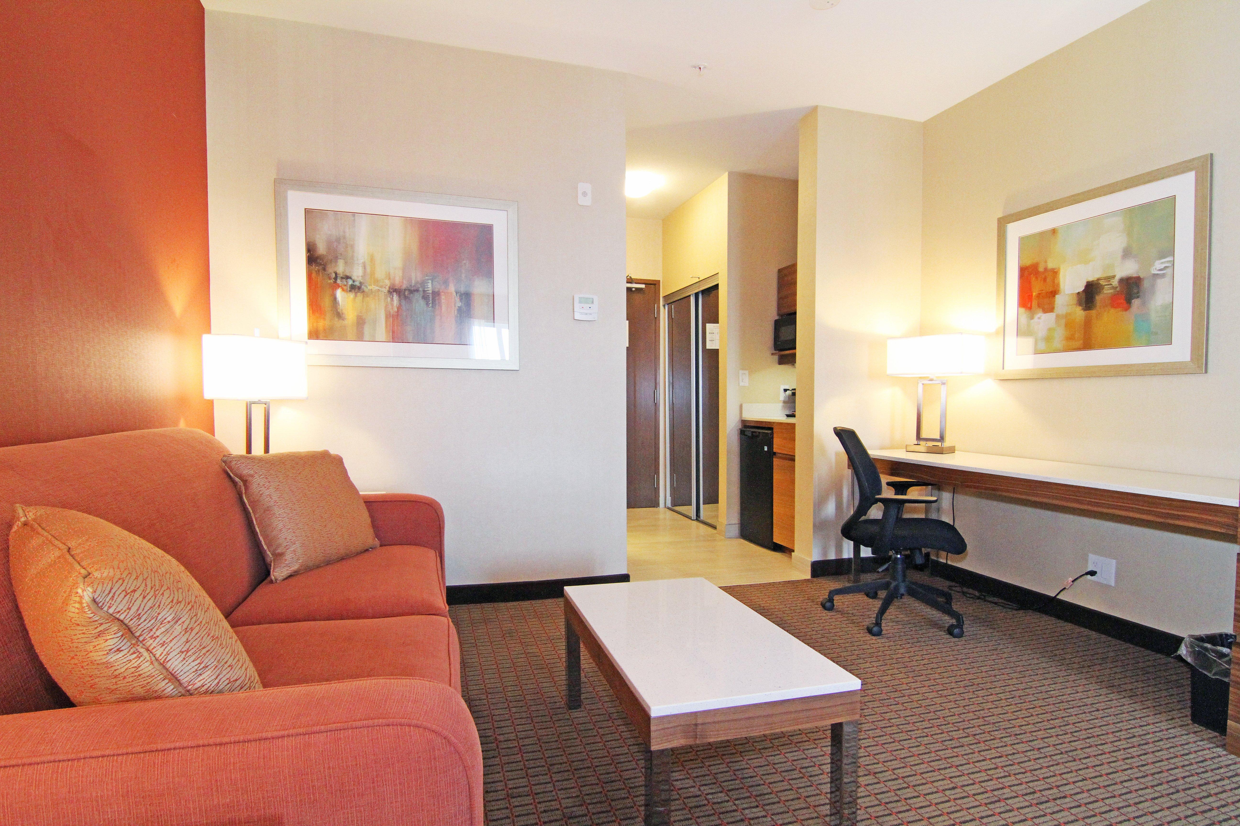 Holiday Inn Express And Suites Calgary University By Ihg Eksteriør bilde