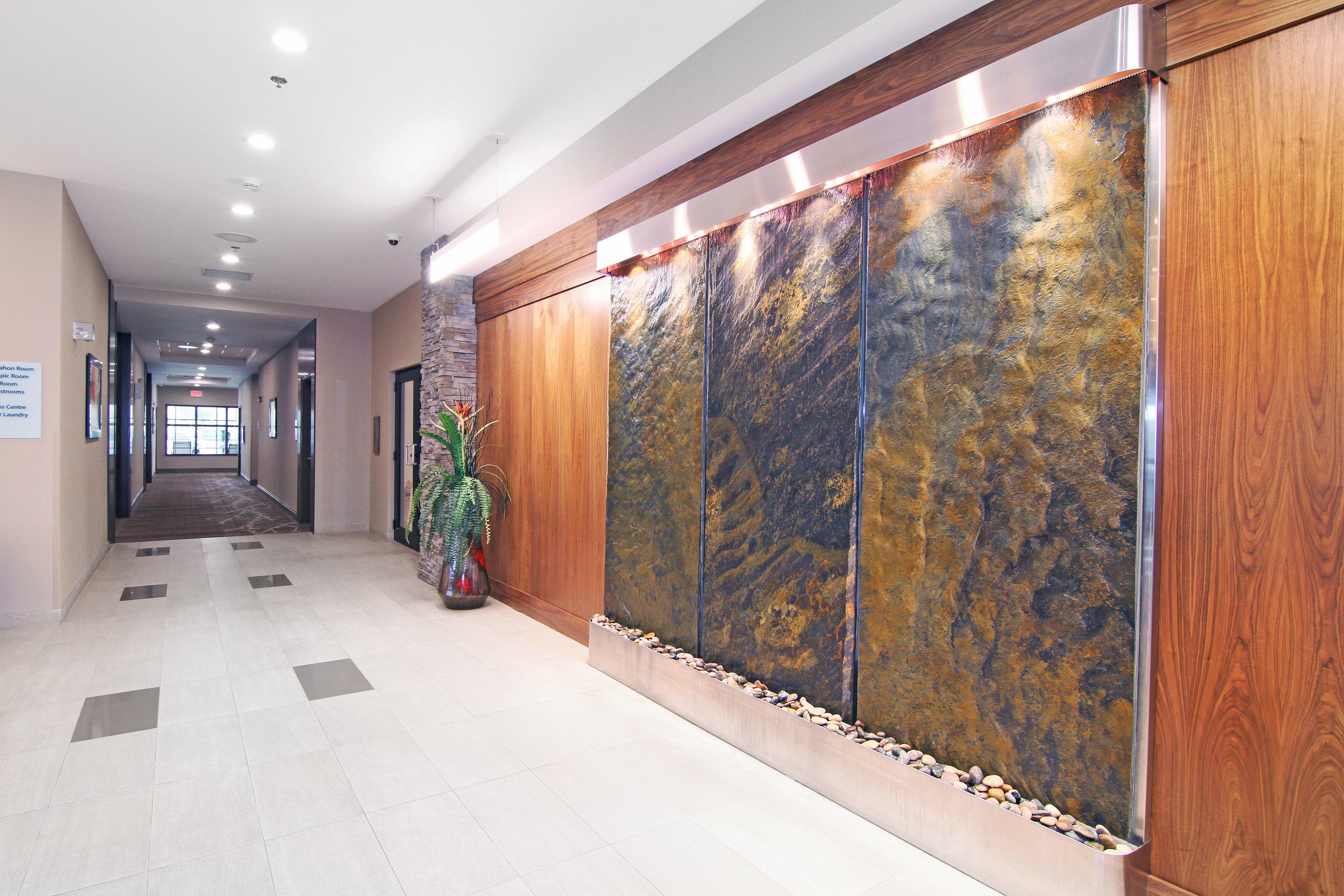 Holiday Inn Express And Suites Calgary University By Ihg Eksteriør bilde