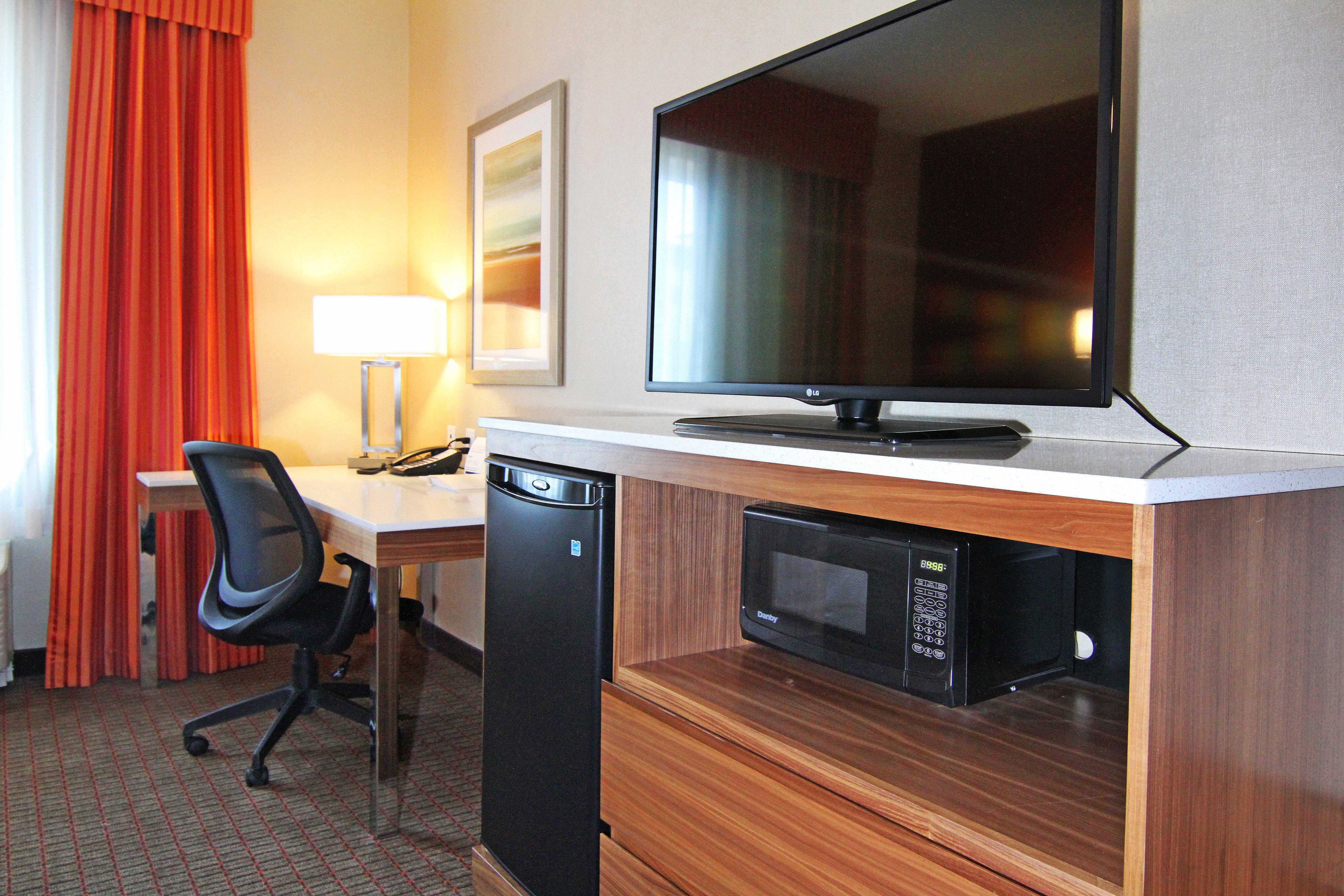 Holiday Inn Express And Suites Calgary University By Ihg Eksteriør bilde